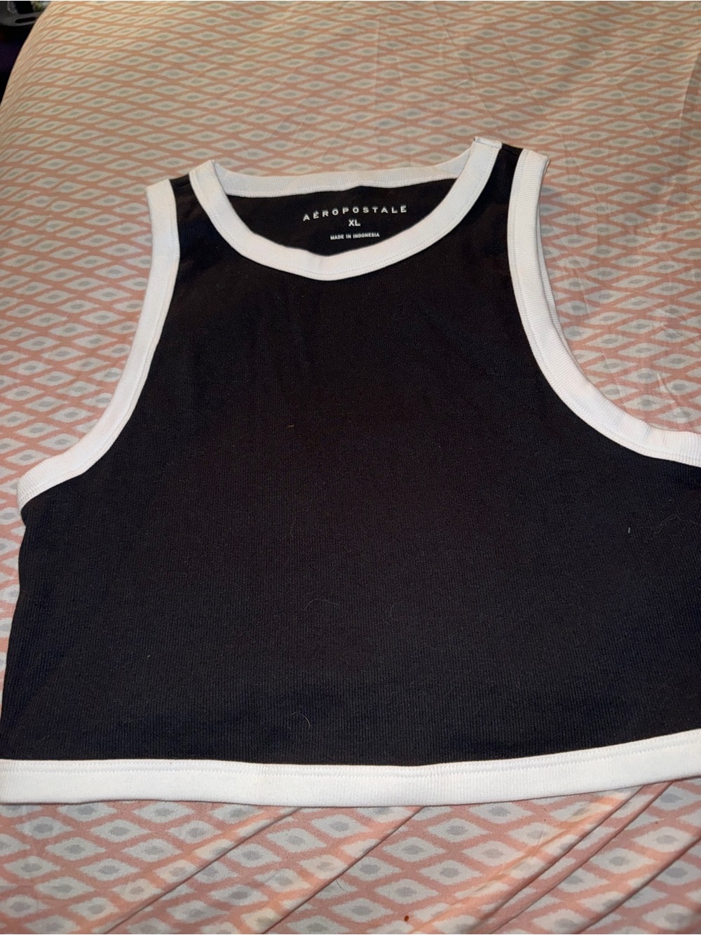 Aeropostale XL Crop Tank Top Black & White